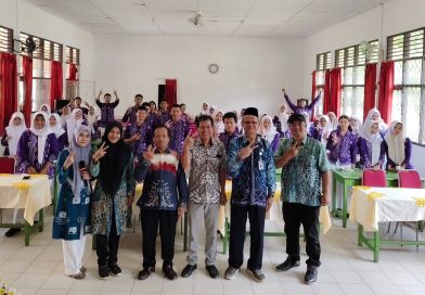 Workshop Seni Kriya SMA Negeri 2 Banjarbaru: Menggali Bakat, Mencipta Karya Inovatif